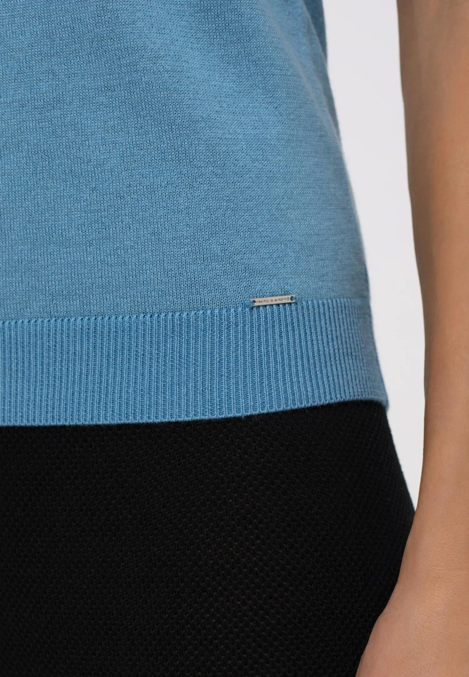 Топ S25-00CS1315 Marc & André