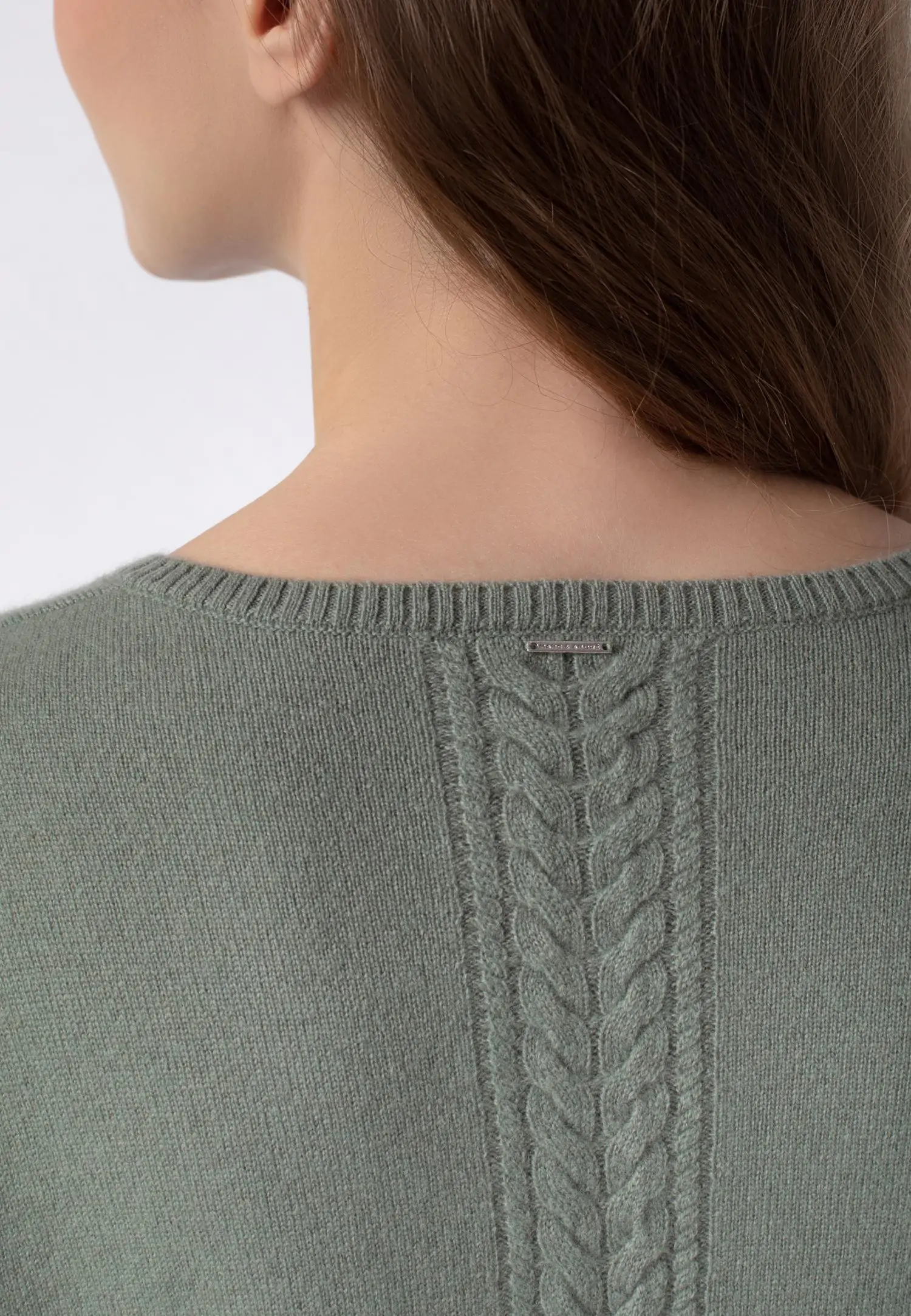 Джемпер с V-образным вырезом W24-00CH0116 Marc & André