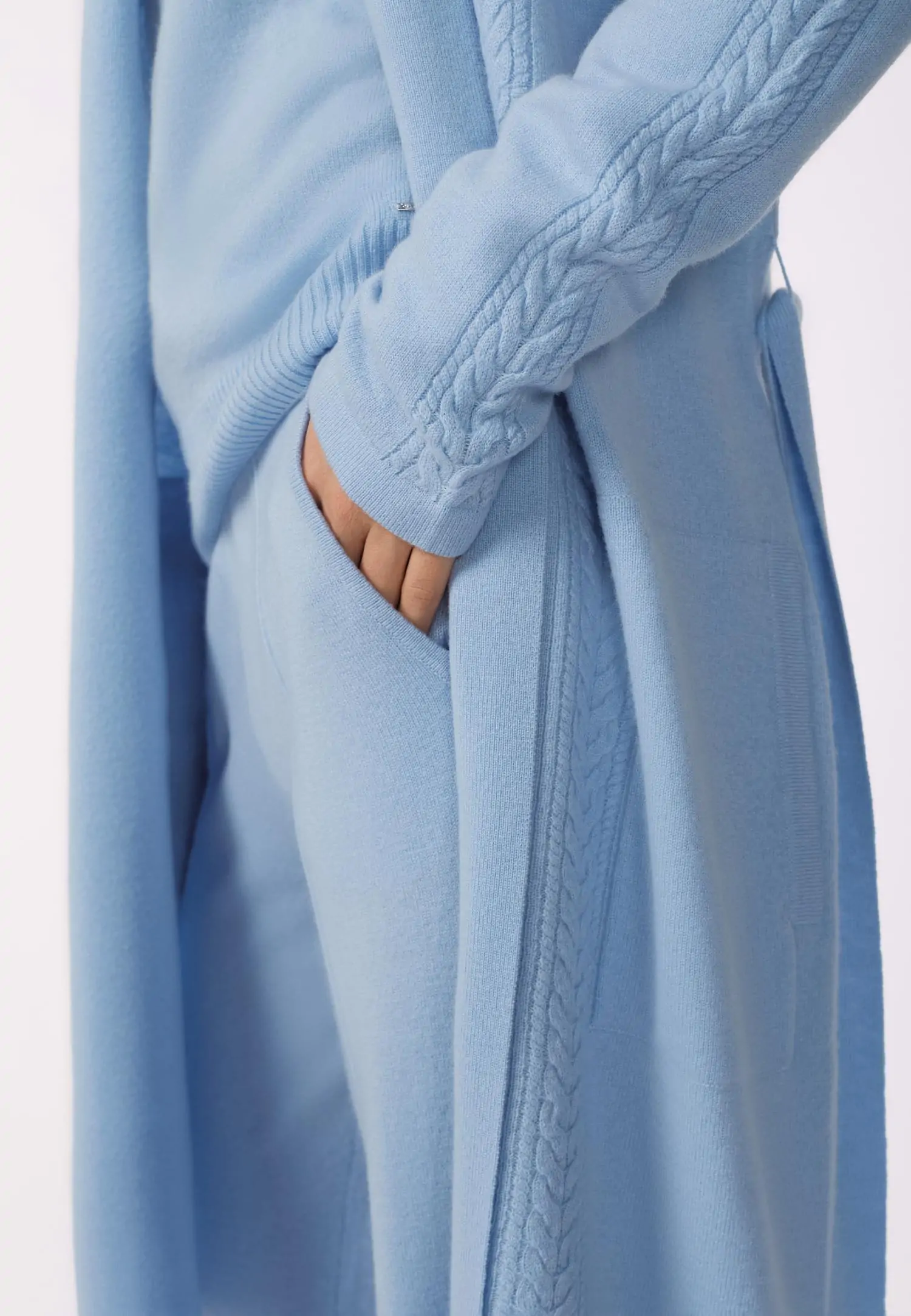 Кардиган W24-00CH0401 Marc & André