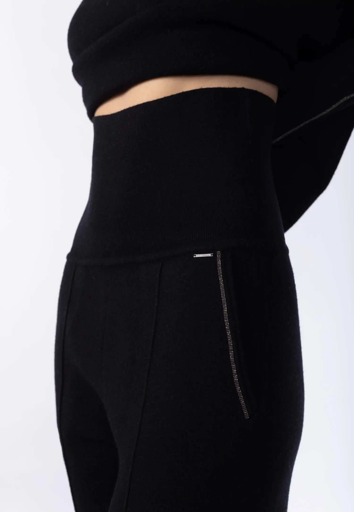 Брюки W24-00CH1110 Marc & André