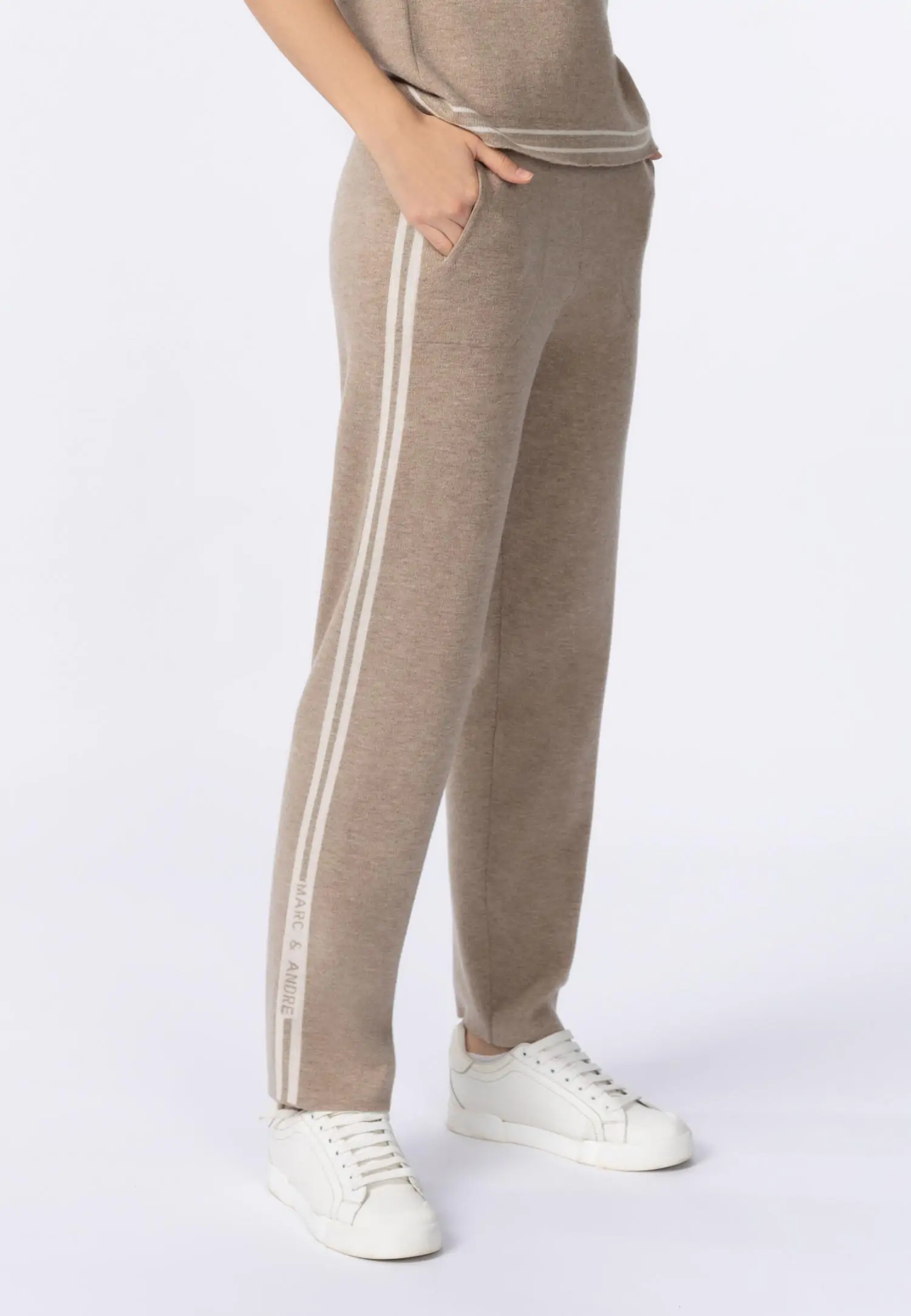 Брюки W24-00CH1310 Marc & André