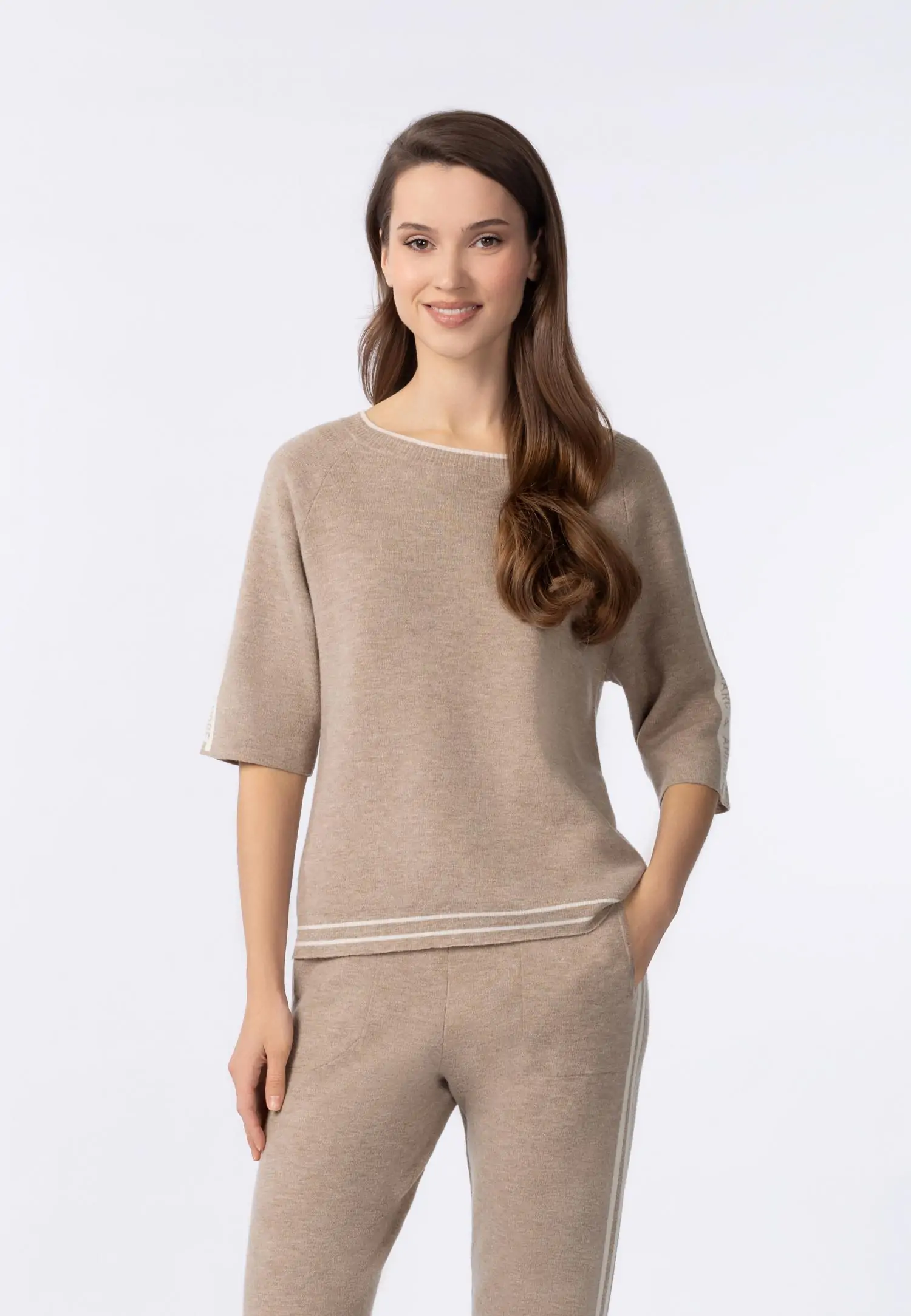 Джемпер W24-00CH1319 Marc & André