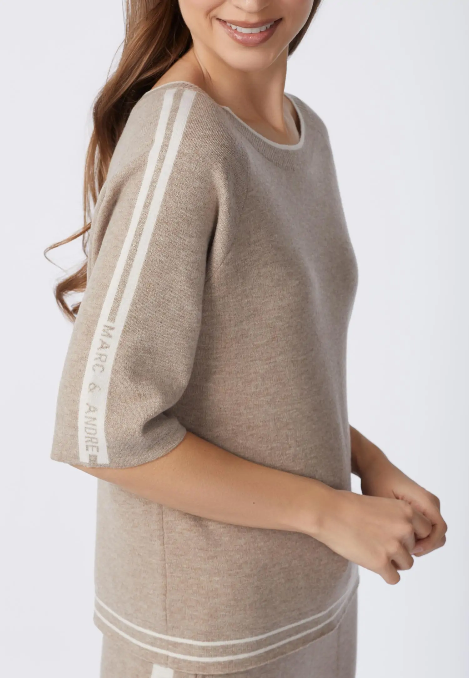 Джемпер W24-00CH1319 Marc & André