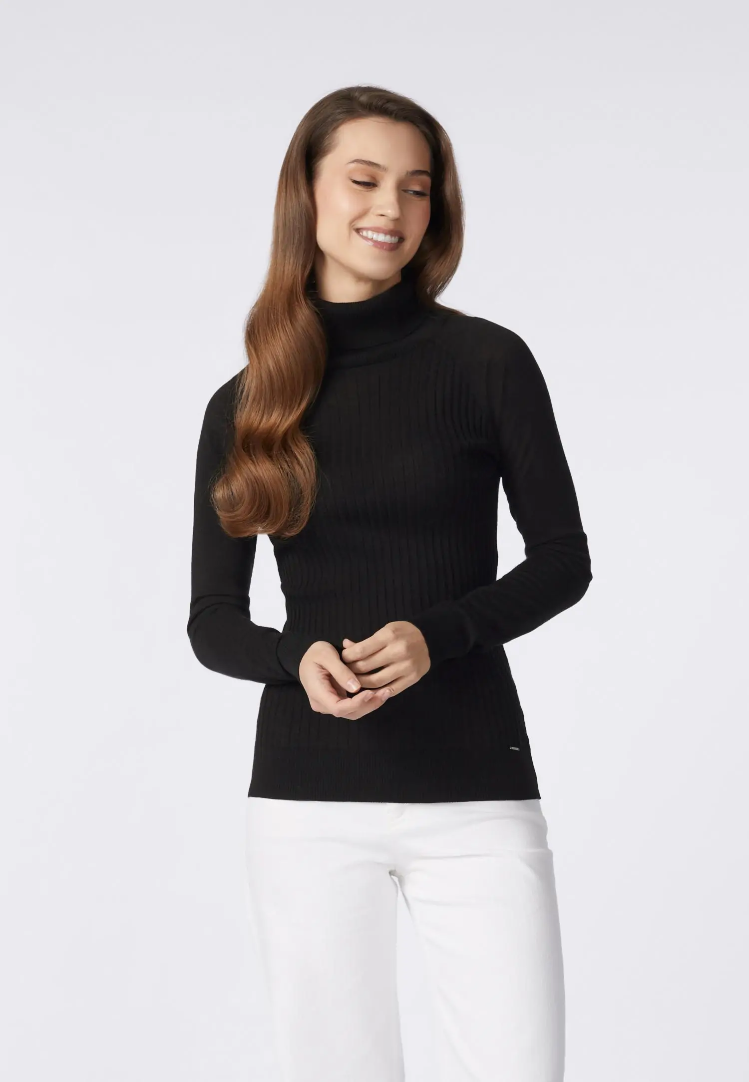 Свитер-водолазка W24-00SC0118 Marc & André