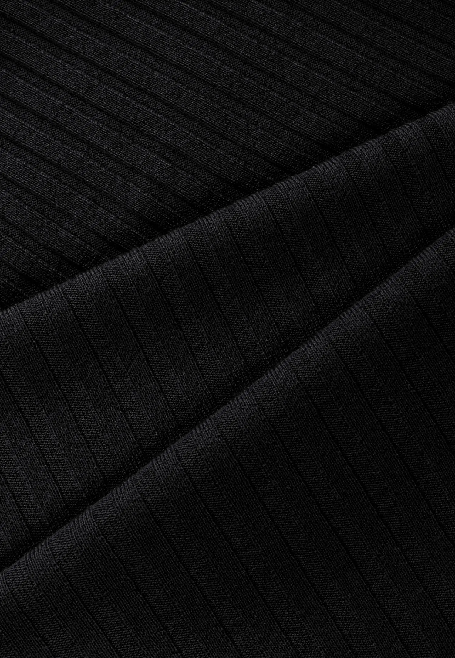 Свитер-водолазка W24-00SC0118 Marc & André