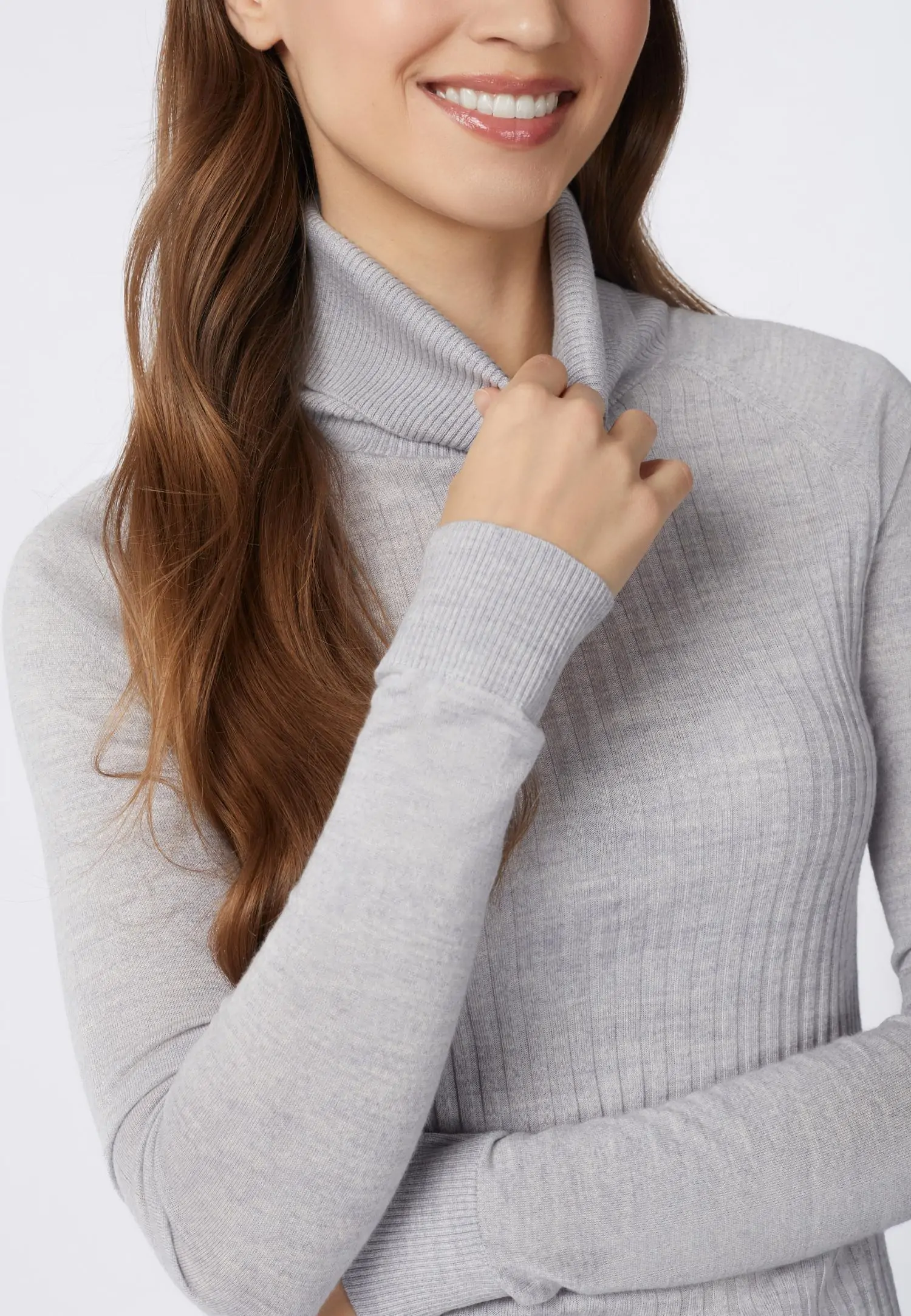 Свитер-водолазка W24-00SC0318 Marc & André