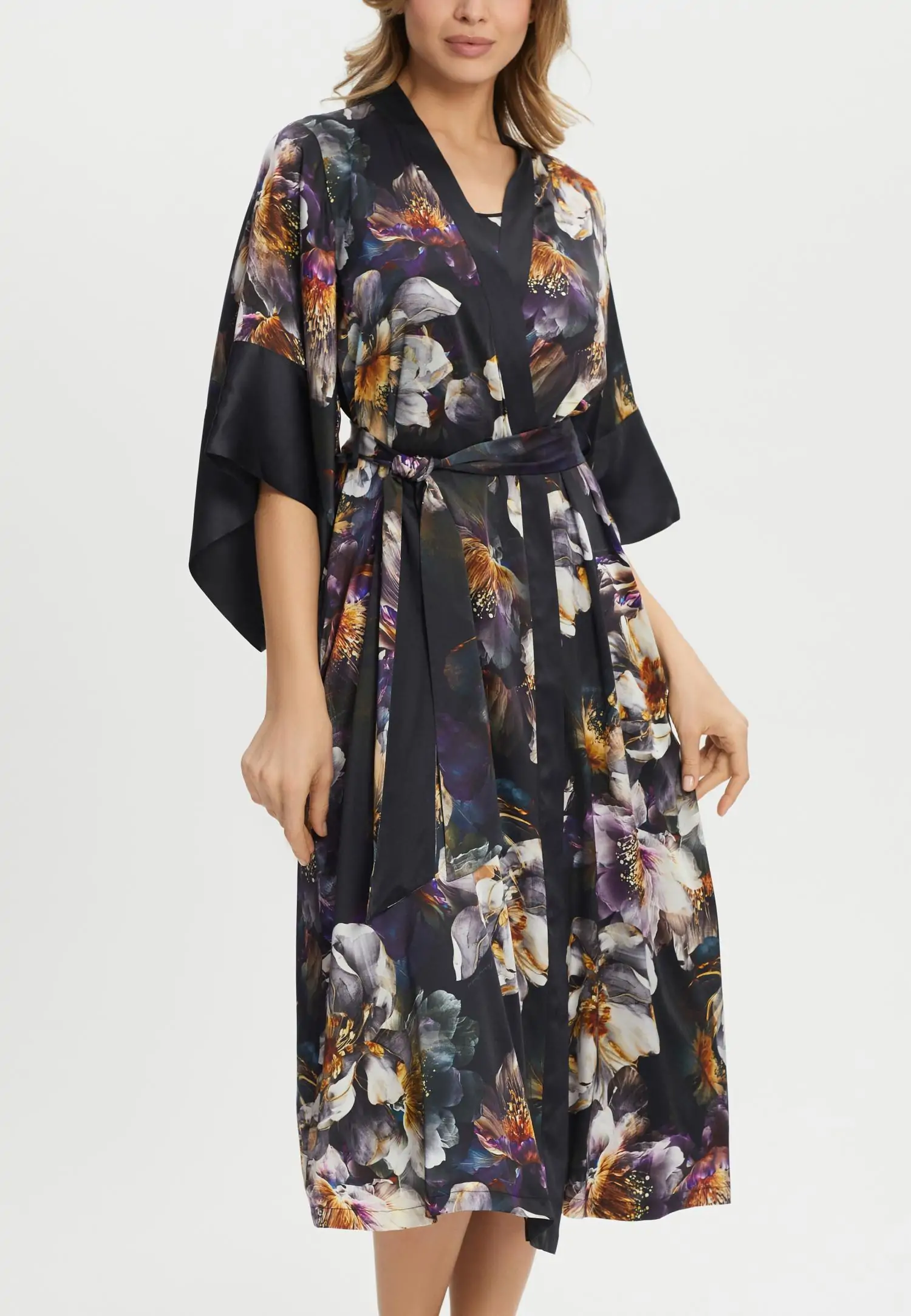 Кимоно W24-00SS201-L Marc & André