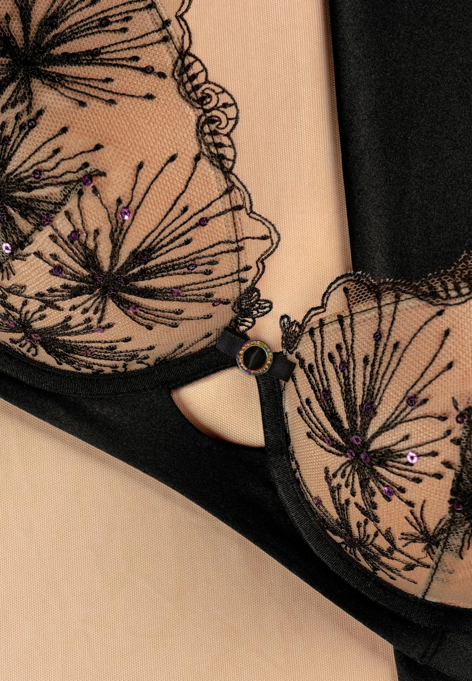 Бюстгальтер классический W24-0715-04-RGM-LY Marc & André