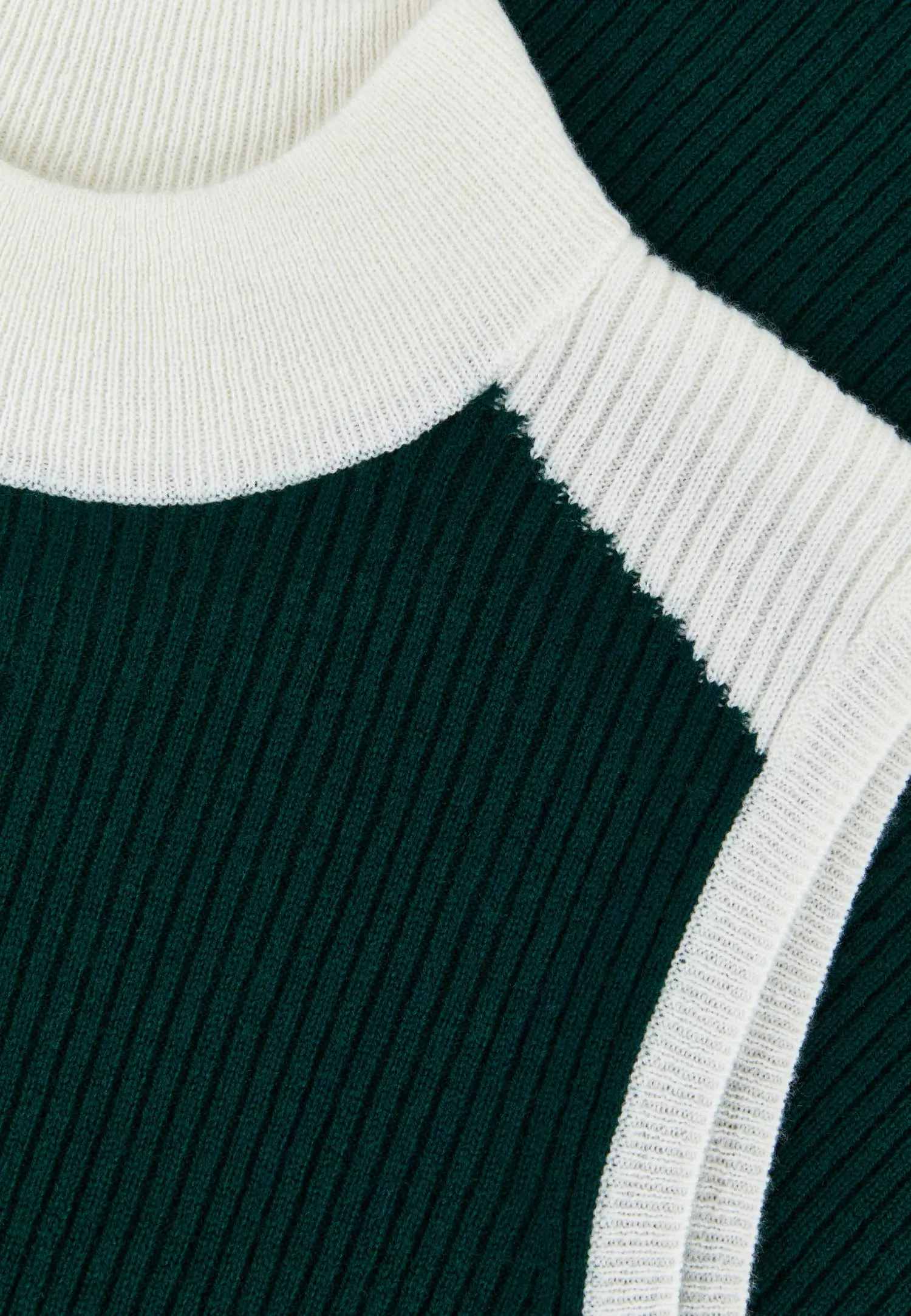 Джемпер без рукавов W25-00CH0705 Marc & André