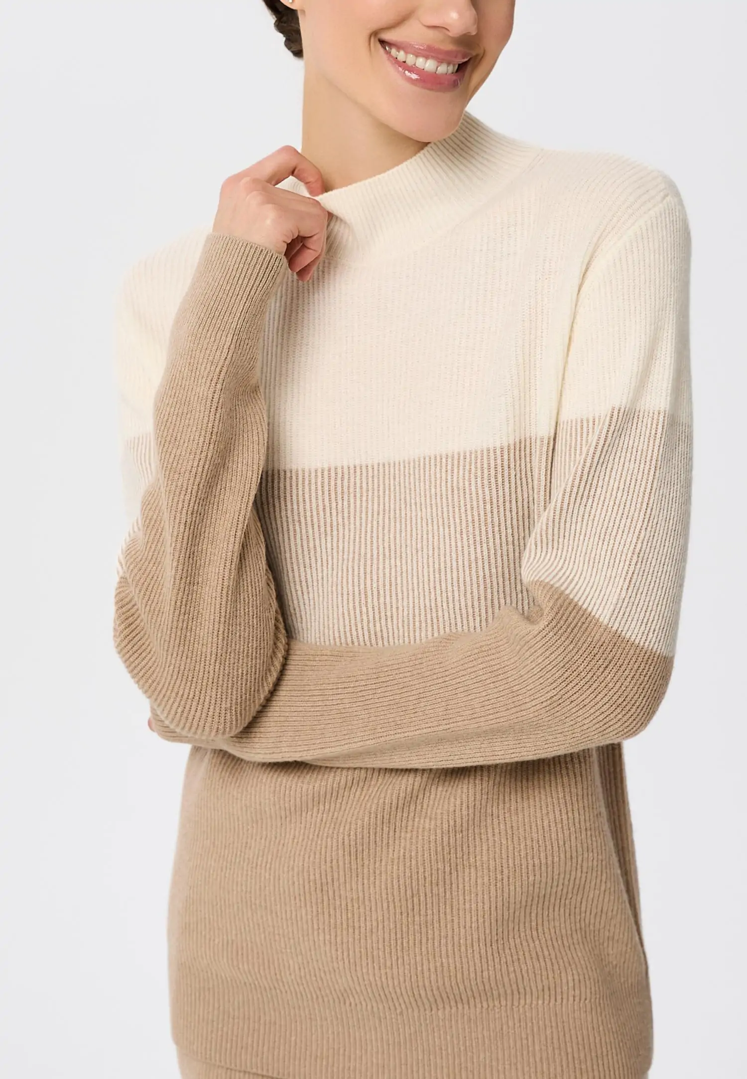 Свитер W25-00CH0818 Marc & André