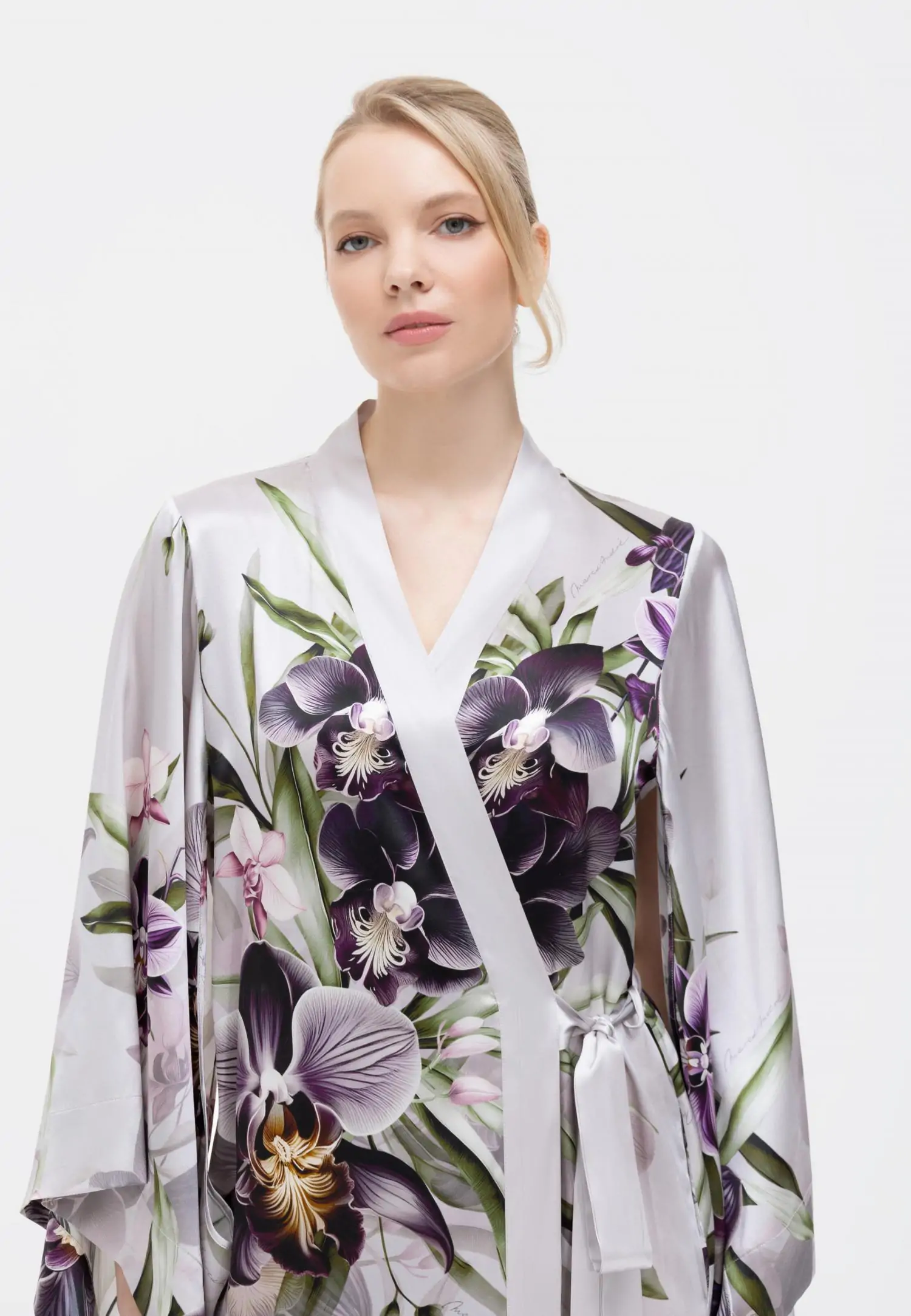 Халат W26-00SS201-L Marc & André